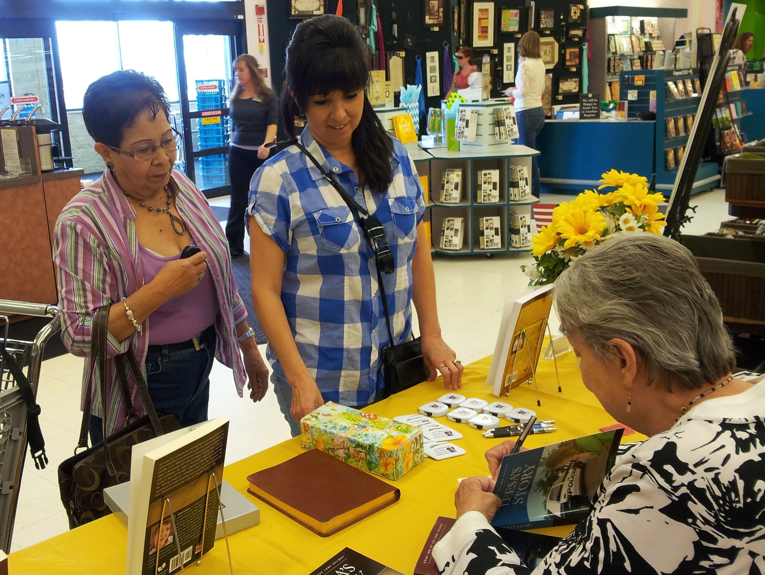 MardellBookSigning2013a.jpg