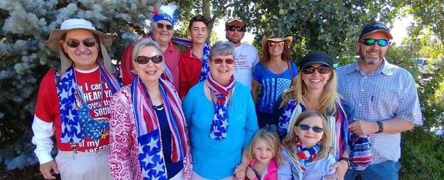 FourtOfJulyFamilyPhotoCropped.jpg