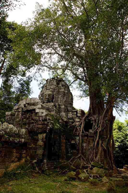 cambodiatemplesblog34.jpg