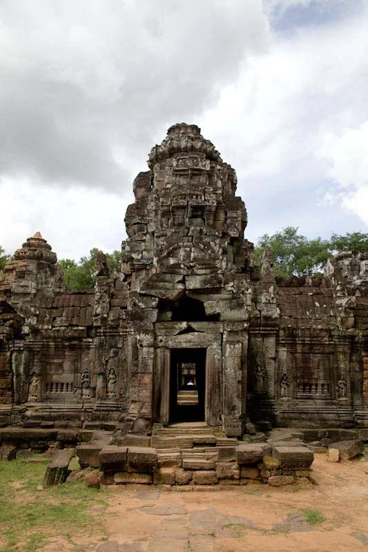 cambodiatemplesblog36.jpg