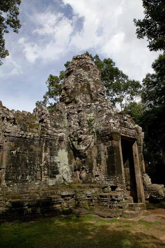 cambodiatemplesblog42.jpg