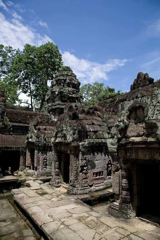 cambodiatemplesblog18.jpg