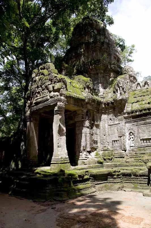 cambodiatemplesblog08.jpg