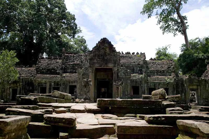 cambodiatemplesblog09.jpg