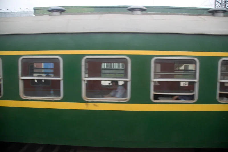 yantrainblog74.jpg