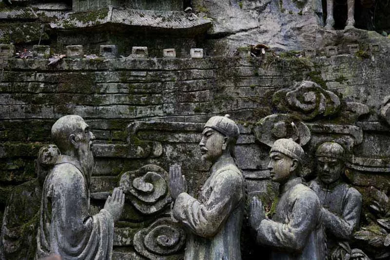 emeiblog80.jpg