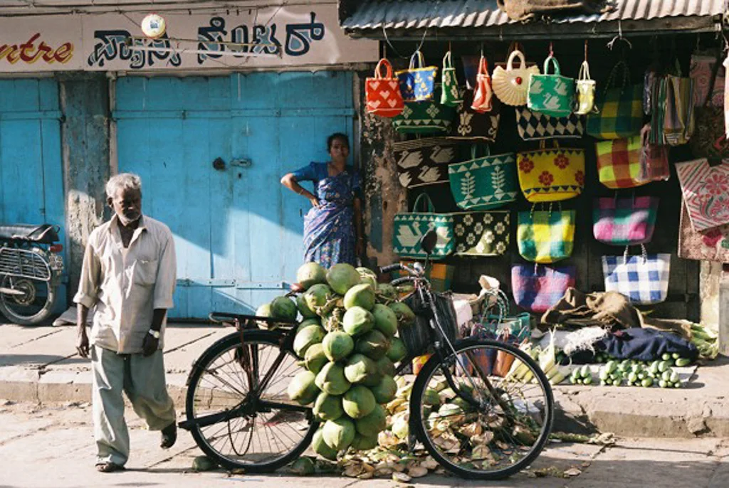 India 200534.jpg