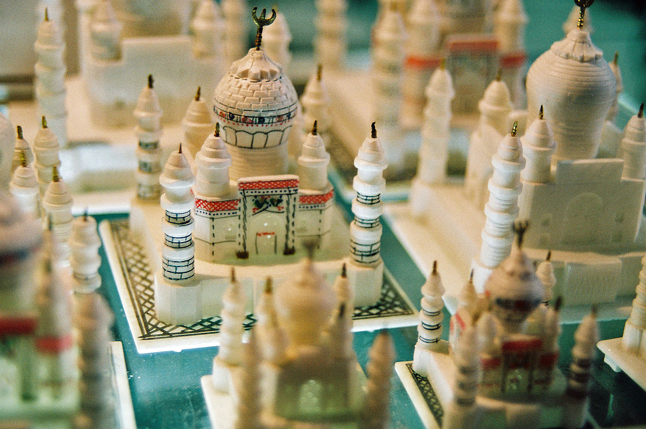 Tourist Tat Web Masters03.jpg