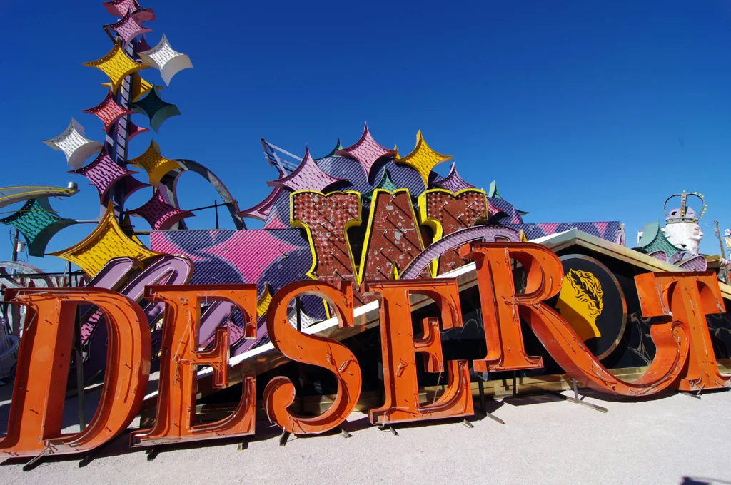 neon_museum_23.jpg
