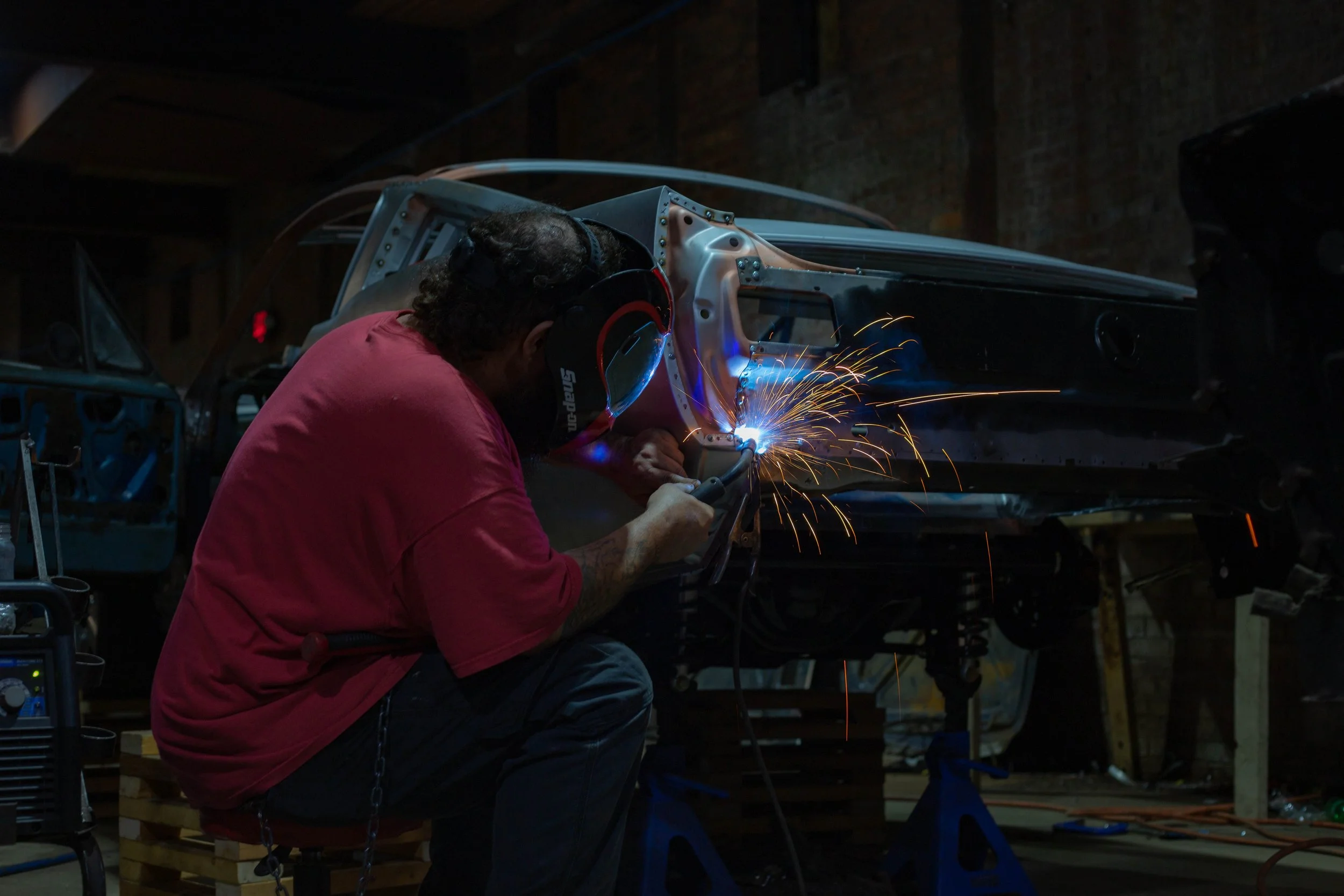 Mustang_Fastback_Welding3.jpg