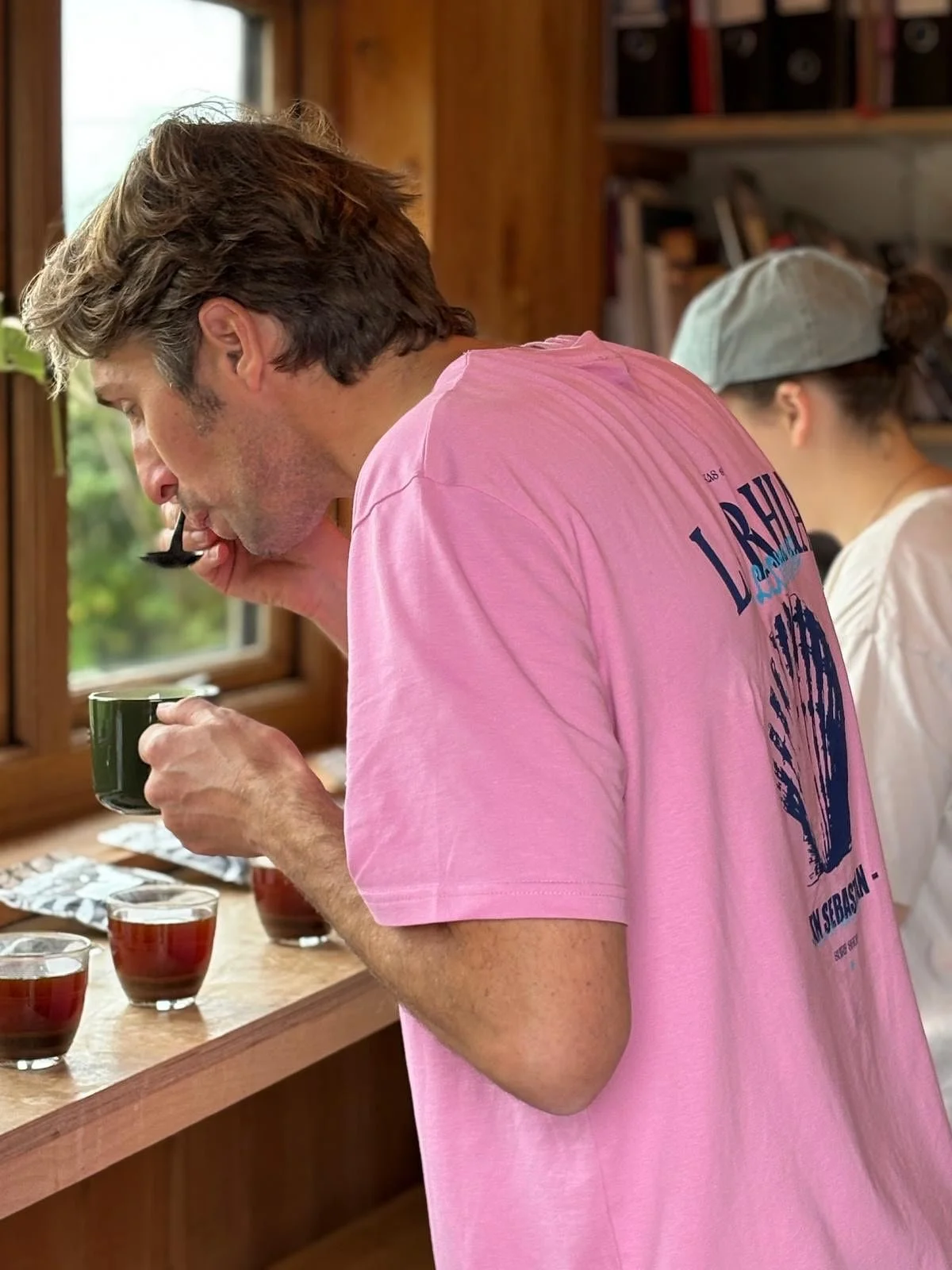 🥄Coffee Cupping🥄
We cup coffees every week to assess our current lineup and explore new samples from producers around the world.
&bull;
Cupping is all about brewing in a standardised way so that variations in flavour can be attributed to the differ