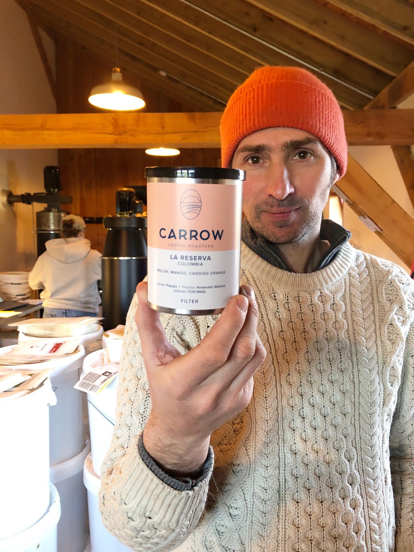 Do you like our new tins for extra-special coffees? 👀✨
So far, we&rsquo;ve had an incredible response for this juicy microlot! 🍍🌺 The Papayo varietal from Huila is bursting with tropical fruit and bright, zingy acidity.
&bull;
Producer Marlon Roja