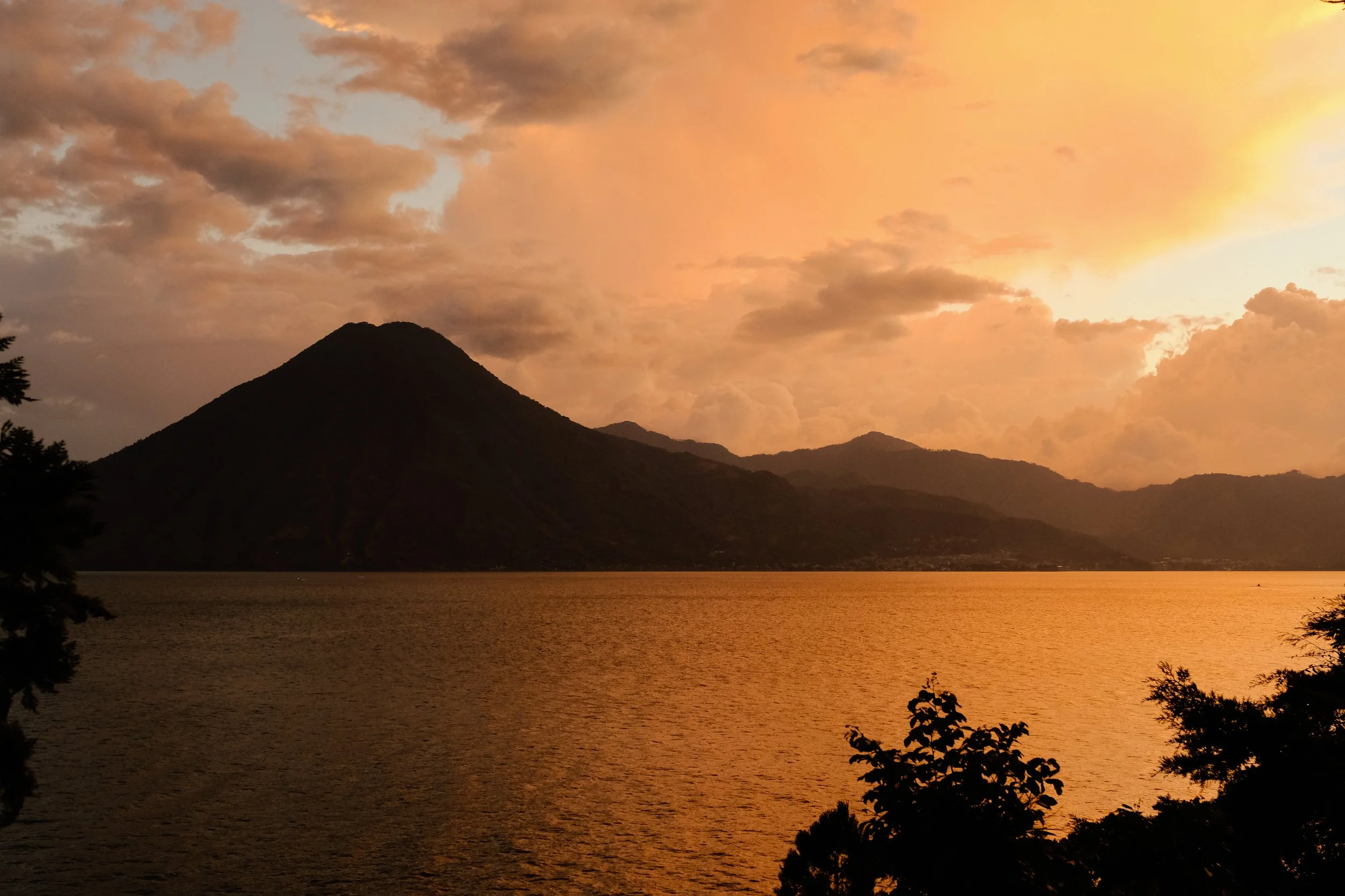 Ryan Neeven x Lake Atitlan (33 of 35).jpg
