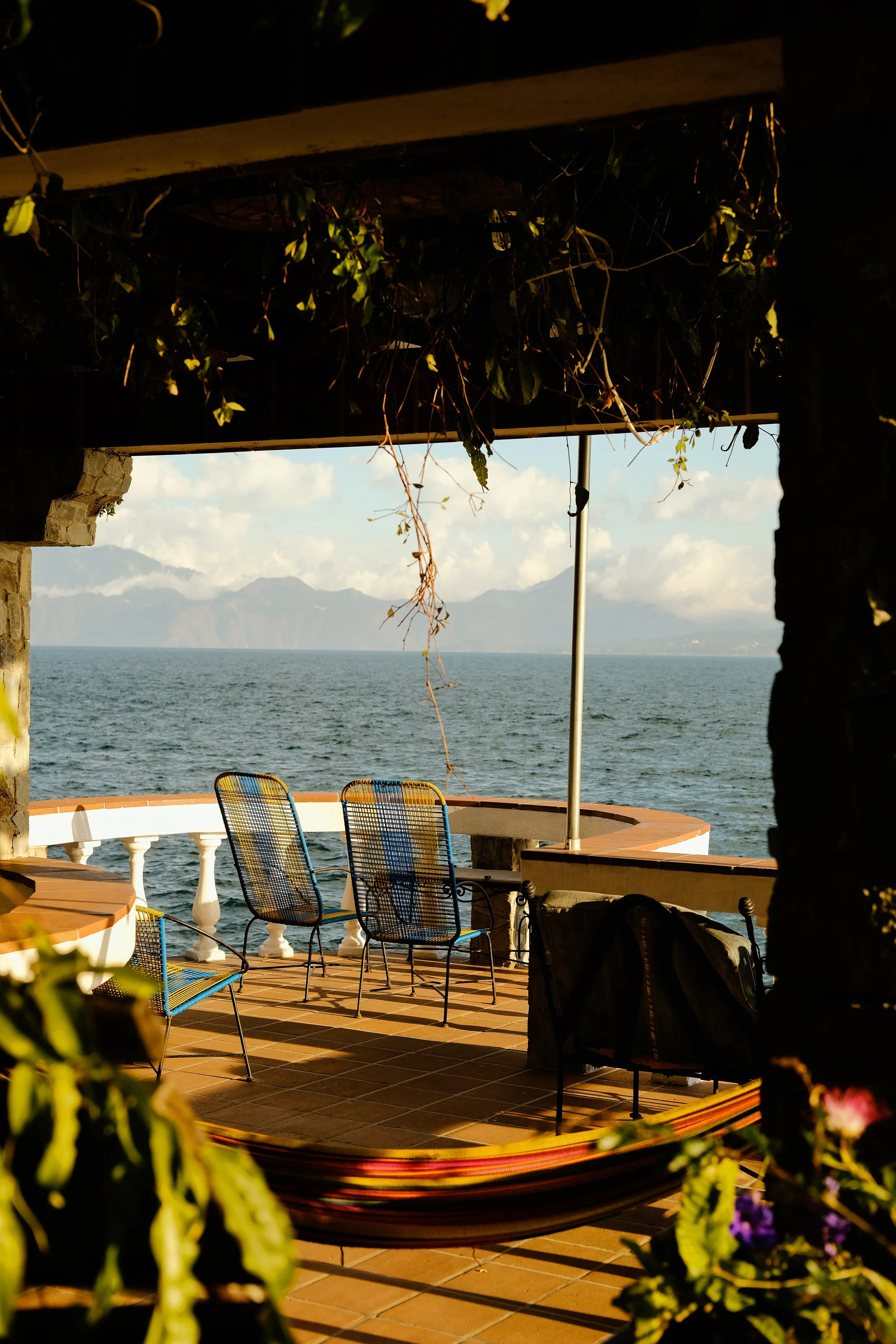 Ryan Neeven x Lake Atitlan (24 of 35).jpg