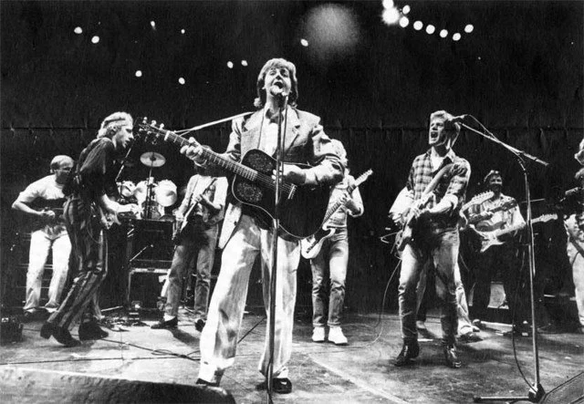 Paul McCartney / Guitar &amp; Vocals