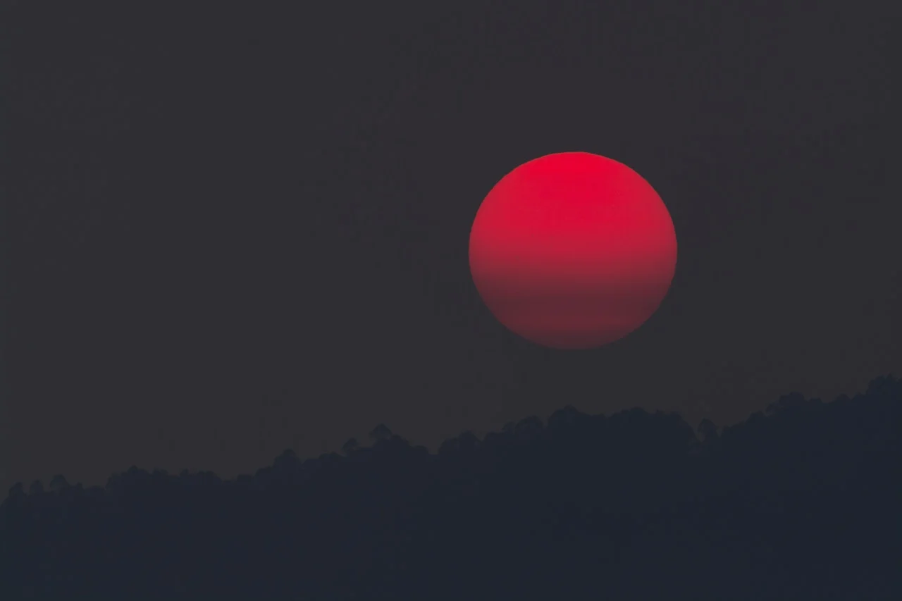 blood moon.jpeg
