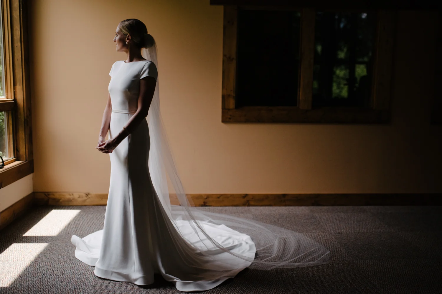 Poetry-&-motion-wedding-photography-elk-river-club-emily-&-chad8.jpg