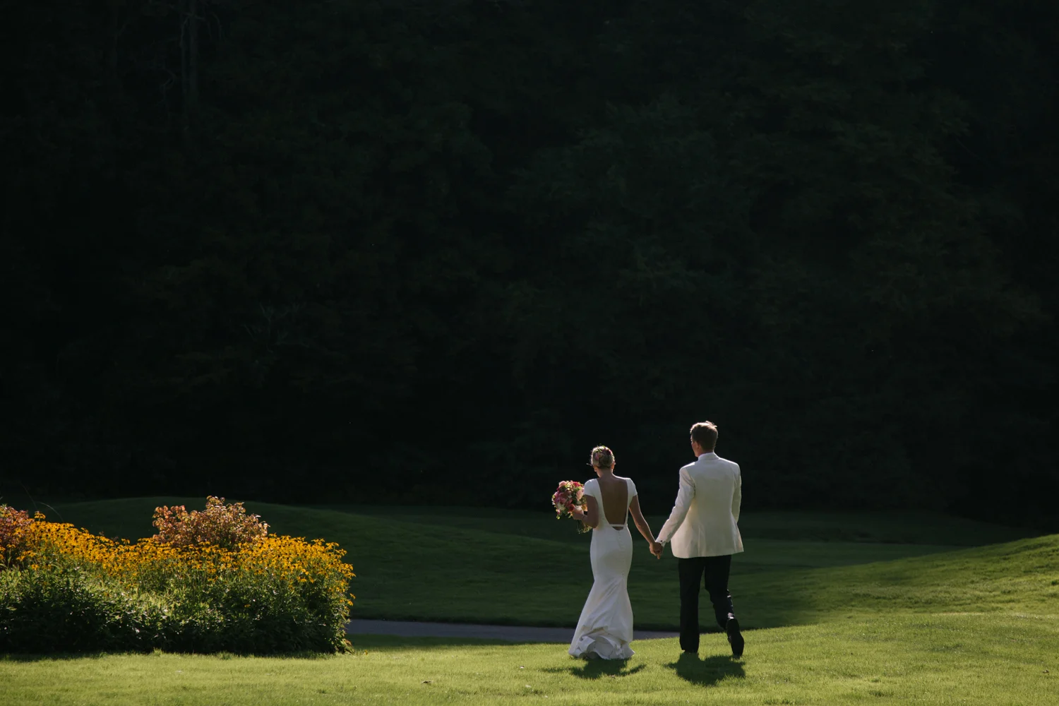 Poetry-&-motion-wedding-photography-elk-river-club-emily-&-chad32.jpg