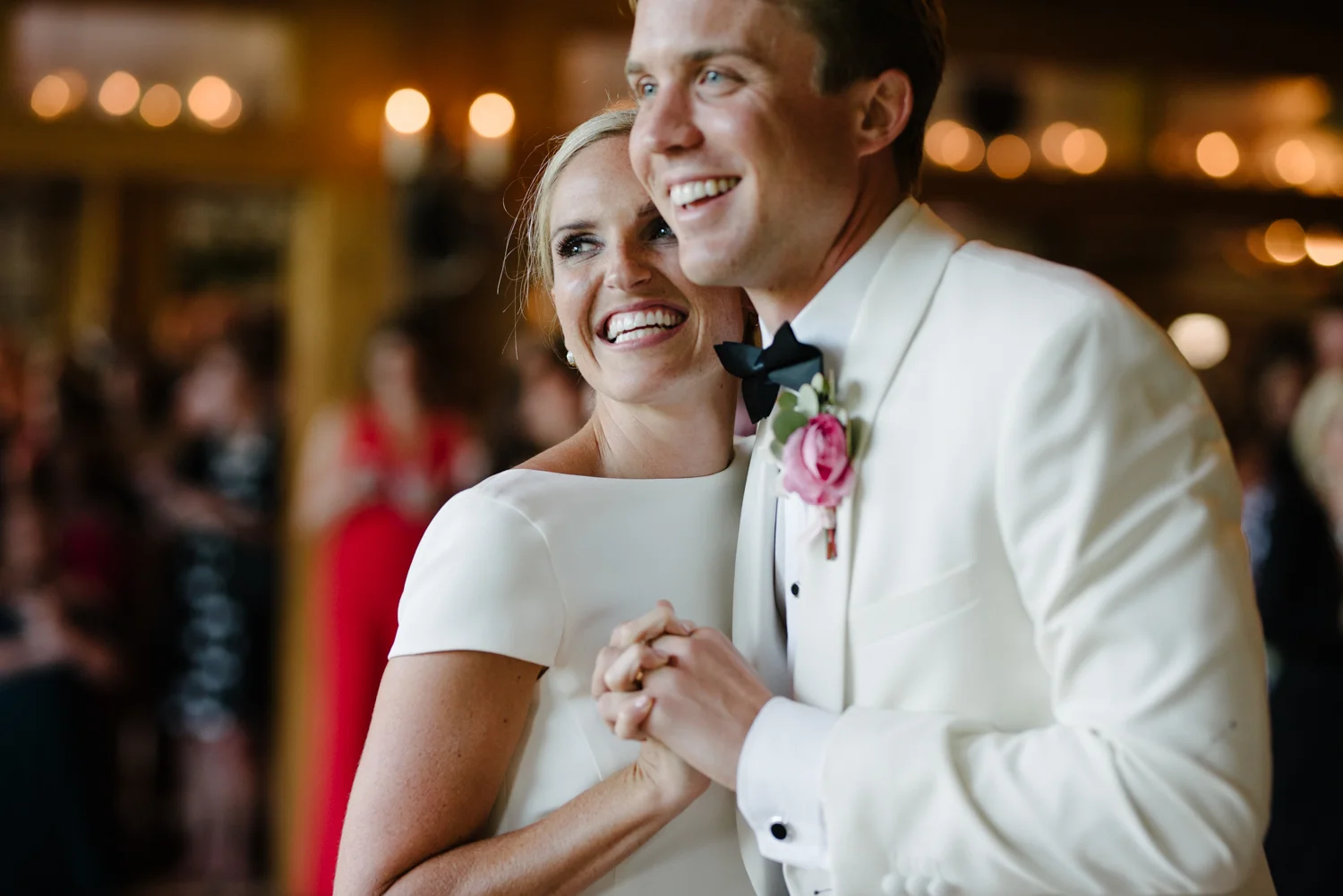 Poetry-&-motion-wedding-photography-elk-river-club-emily-&-chad37.jpg