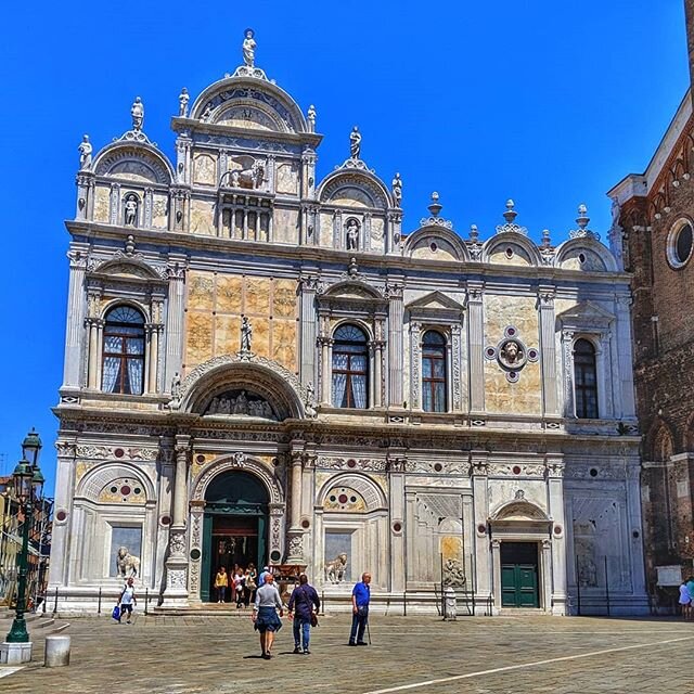 Known as one of the most beautiful hospitals in the world and certainly looking from the outside, I'd have to agree.

You can walk inside for a bit of tour and you'll find a medical museum, library, ancient graffiti (like old old) and no lie, a cat s