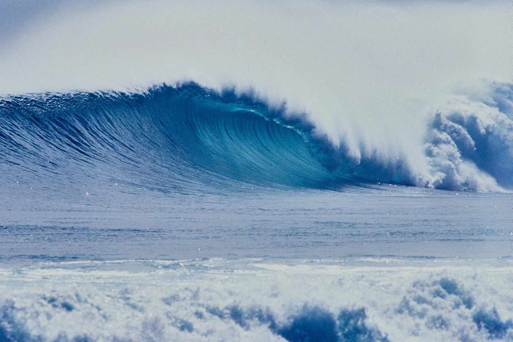 empty wave.jpg