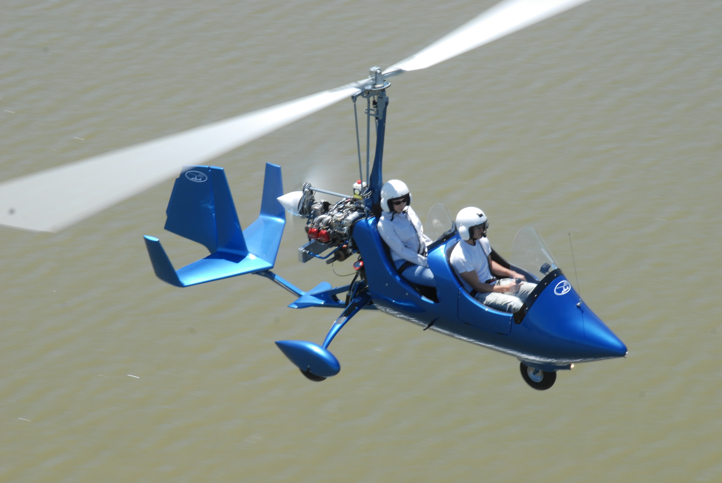 gyrocopter autogiro blue river