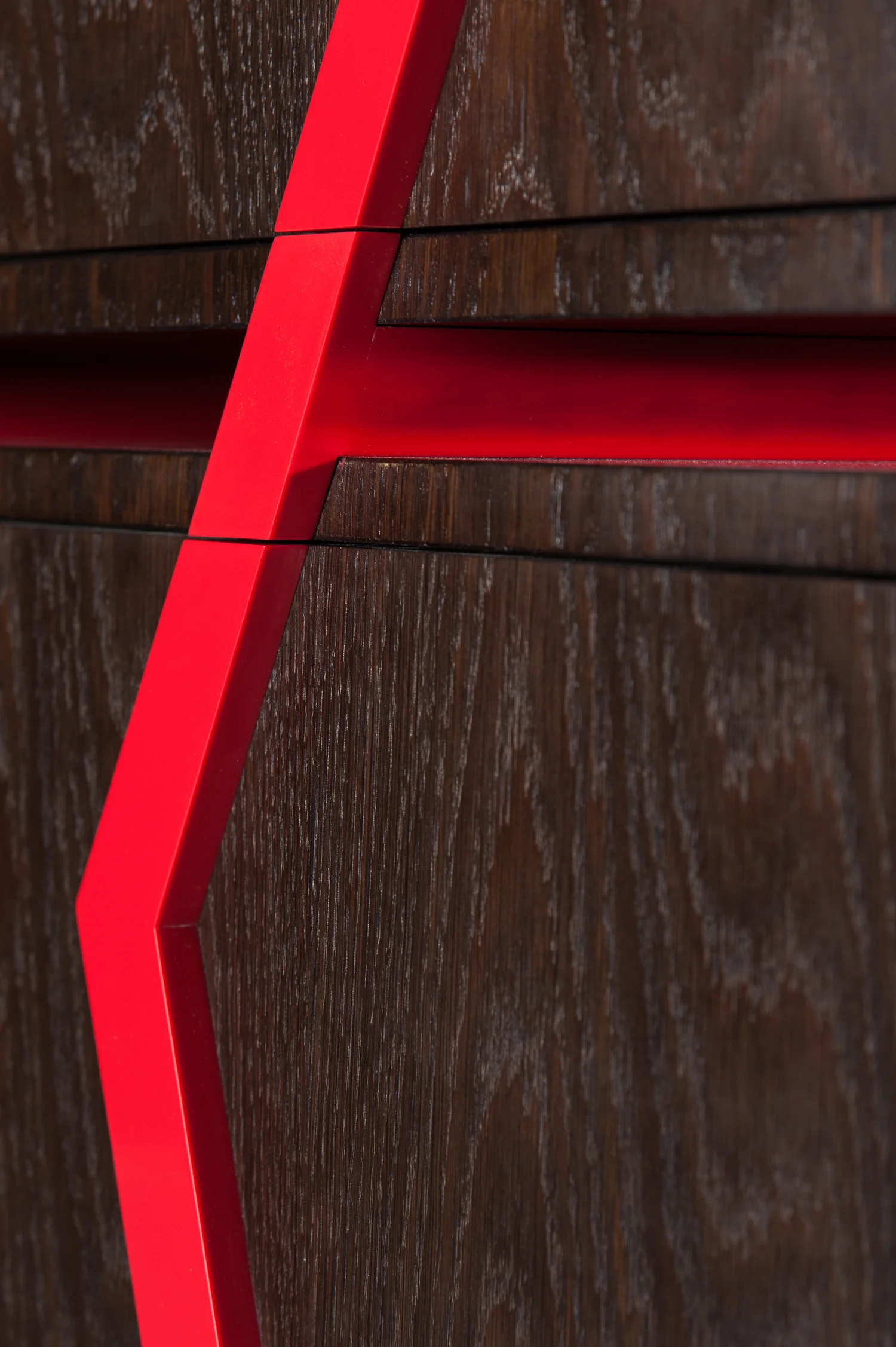 Detail of the Pop/Deco Chest - A close up view of the intersection between the drawer and the Corian detailing
