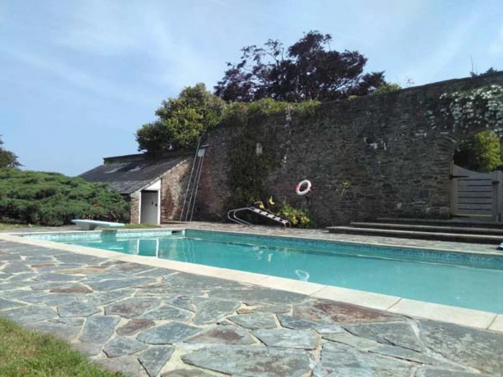 sharpham_pool_june_2016_12_copy-image(992x744-crop-autorotate).jpg