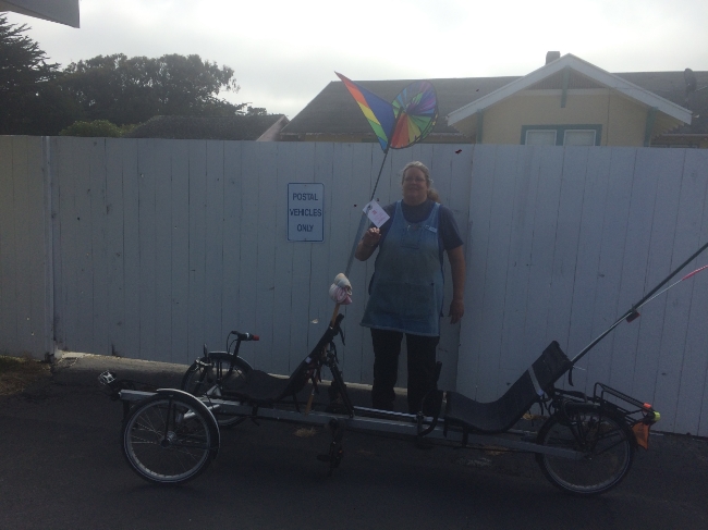 Above is Judy, post master in Westport with her own touring setup, that she takes her friend around in. She is also a proud Warm Showers member! Thanks so much for helping me get some stuff shipped home!