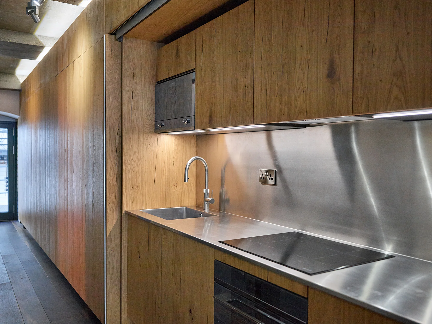 Obsidian_interiors_09.jpg