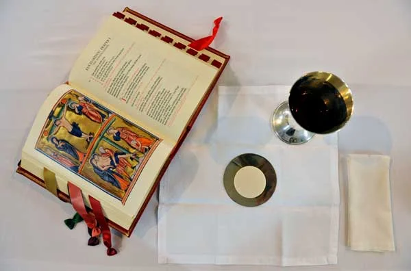 204-communion.jpg