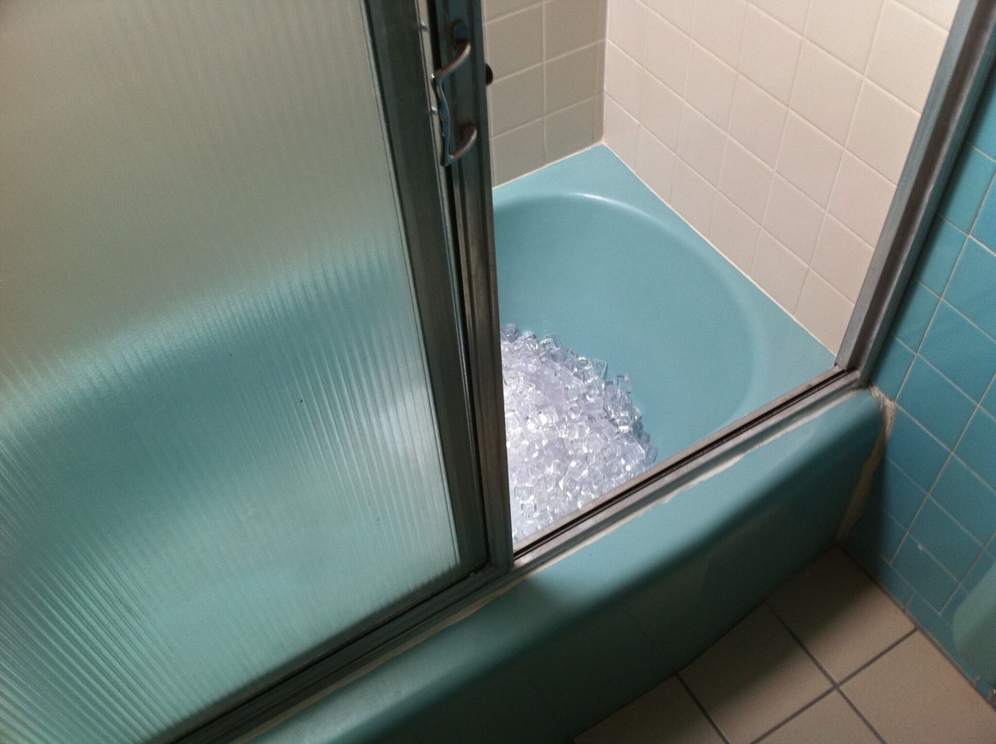 See...now it looks full. This is good to know because fake ice is like $20 a cube. So to fully cover Luke, we had to dump a bag of real ice on him. What you see in the film is a mix of fake and real ice. 
