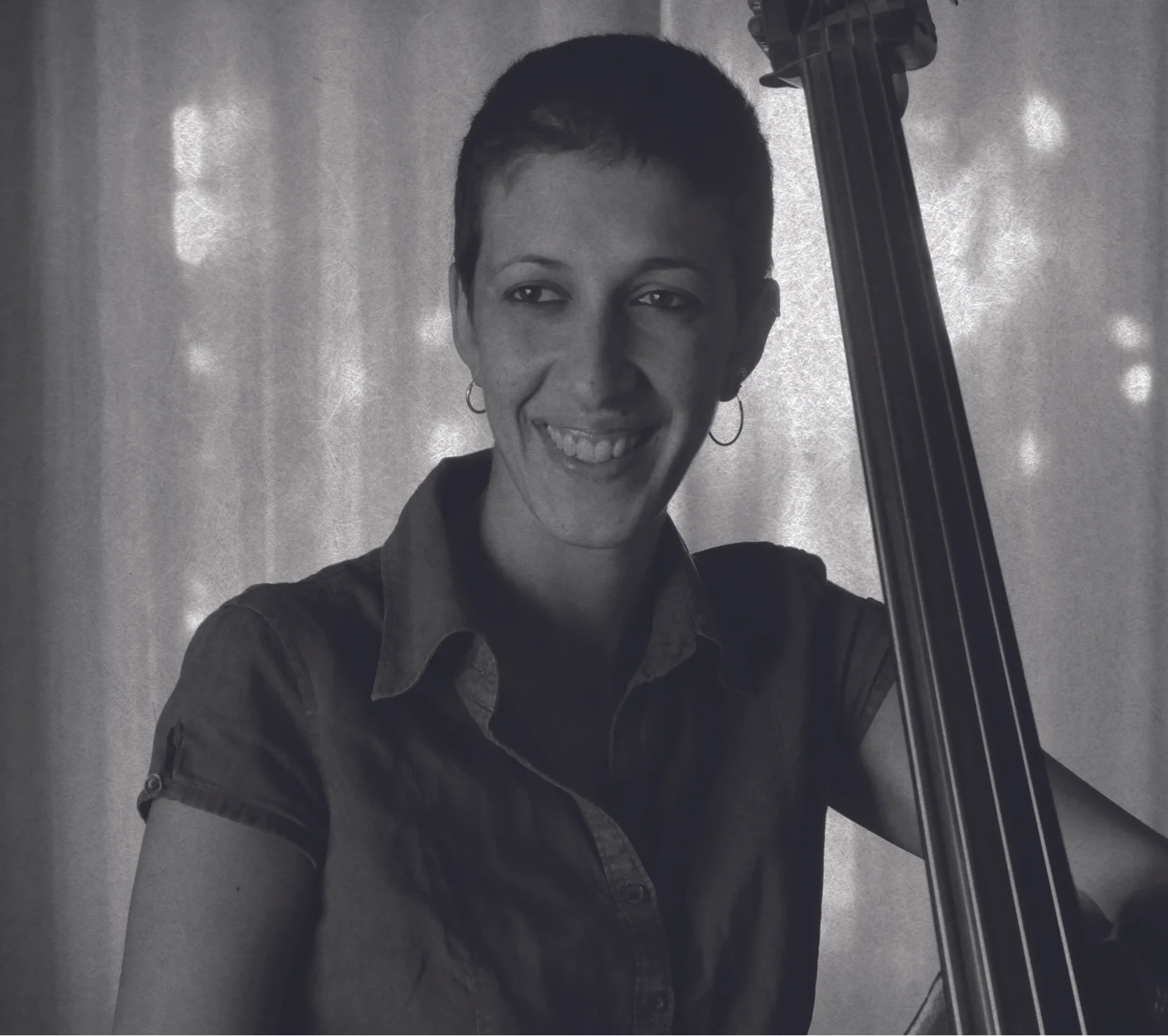 donna portrait black white.jpg