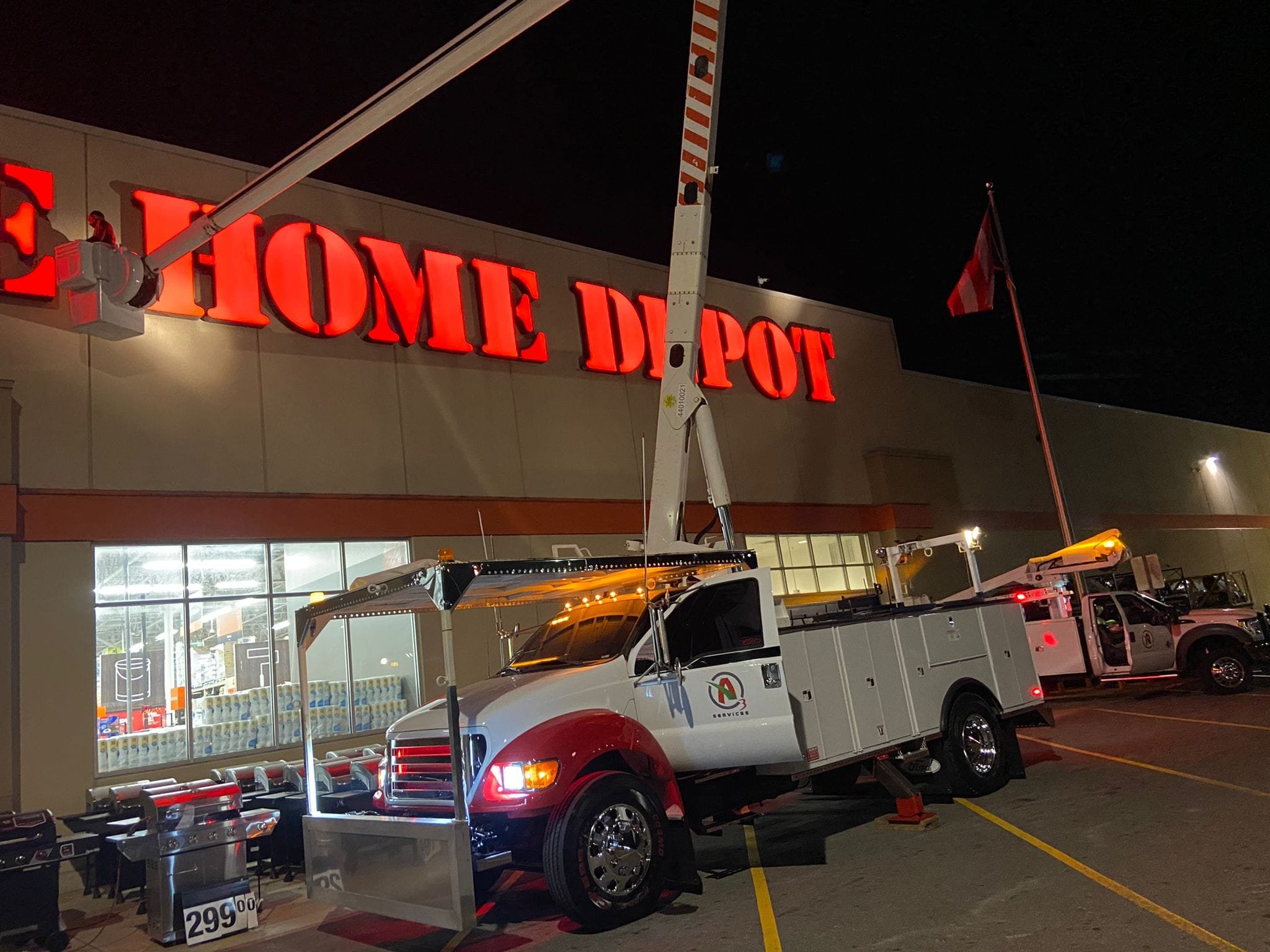 Home Depot Boom truck night.jpg