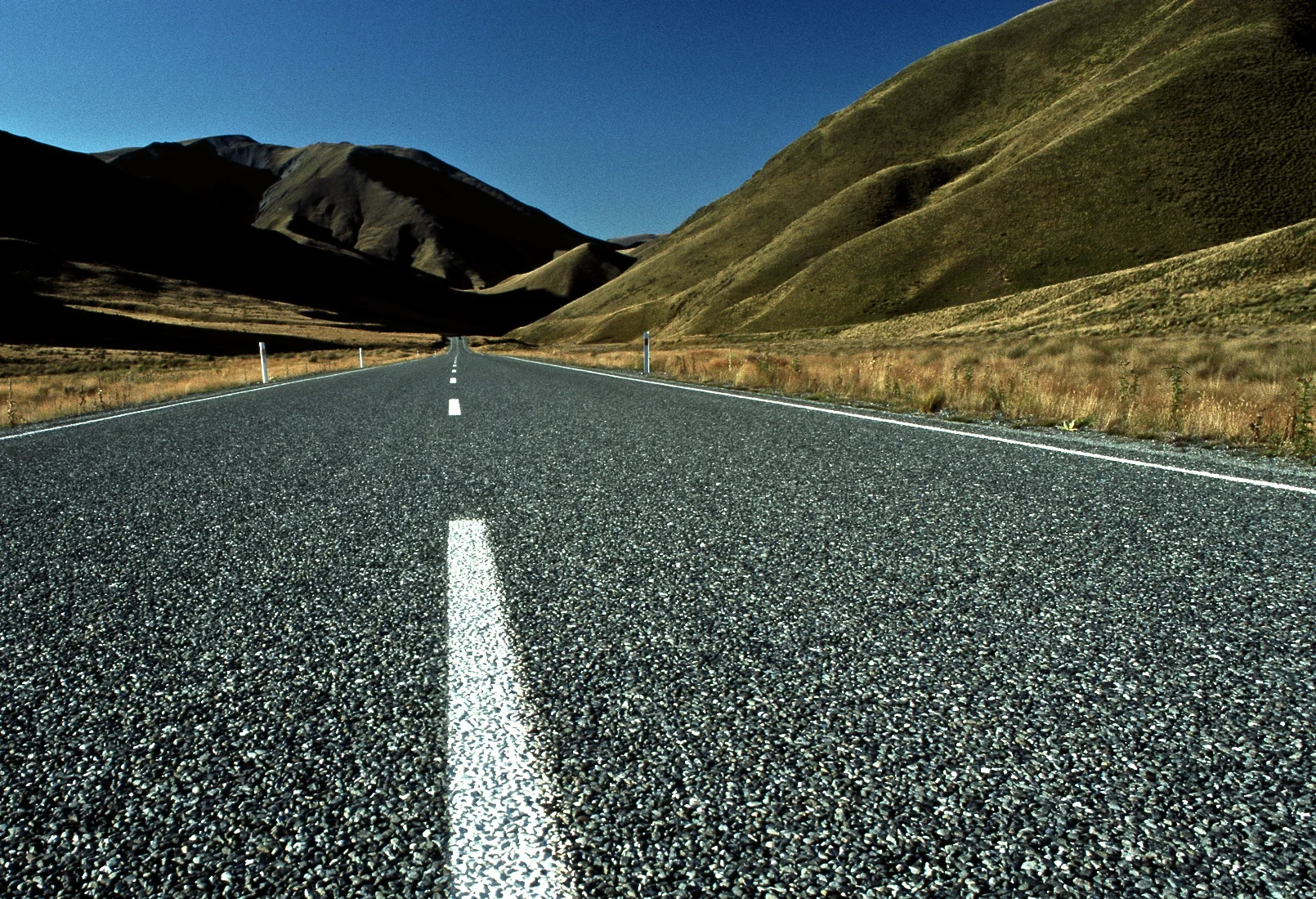 slide_road2.jpg