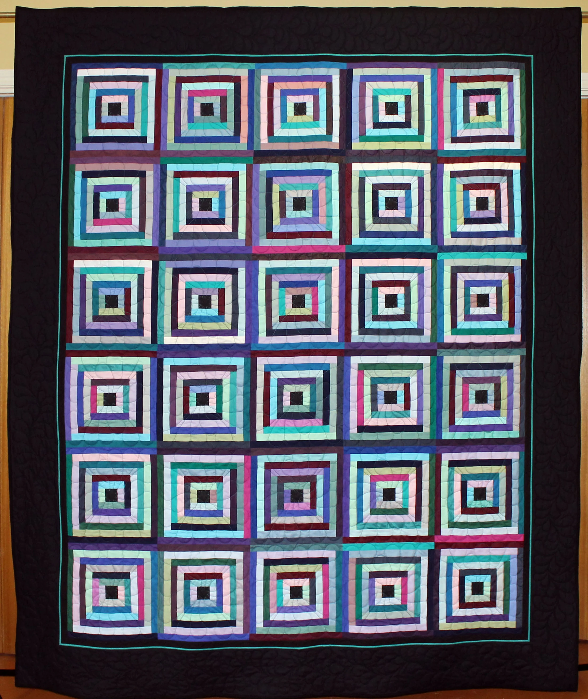 Making Do, machine pieced and machine quilted (by Lynn Jones)