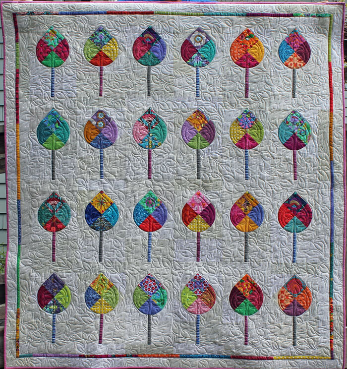 “The Avenue” finished during covid, machine pieced, hand appliqued, machine quilted by Heather Stewart. The pattern is by Louise Pappas, Australia. I loved making this quilt!