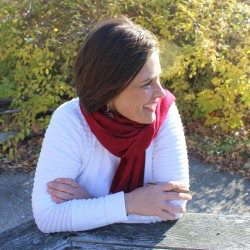 Jennifer Hooper is a contributor, friend, customer and an amazing part of the Tiller & Rye family. Check out her website .