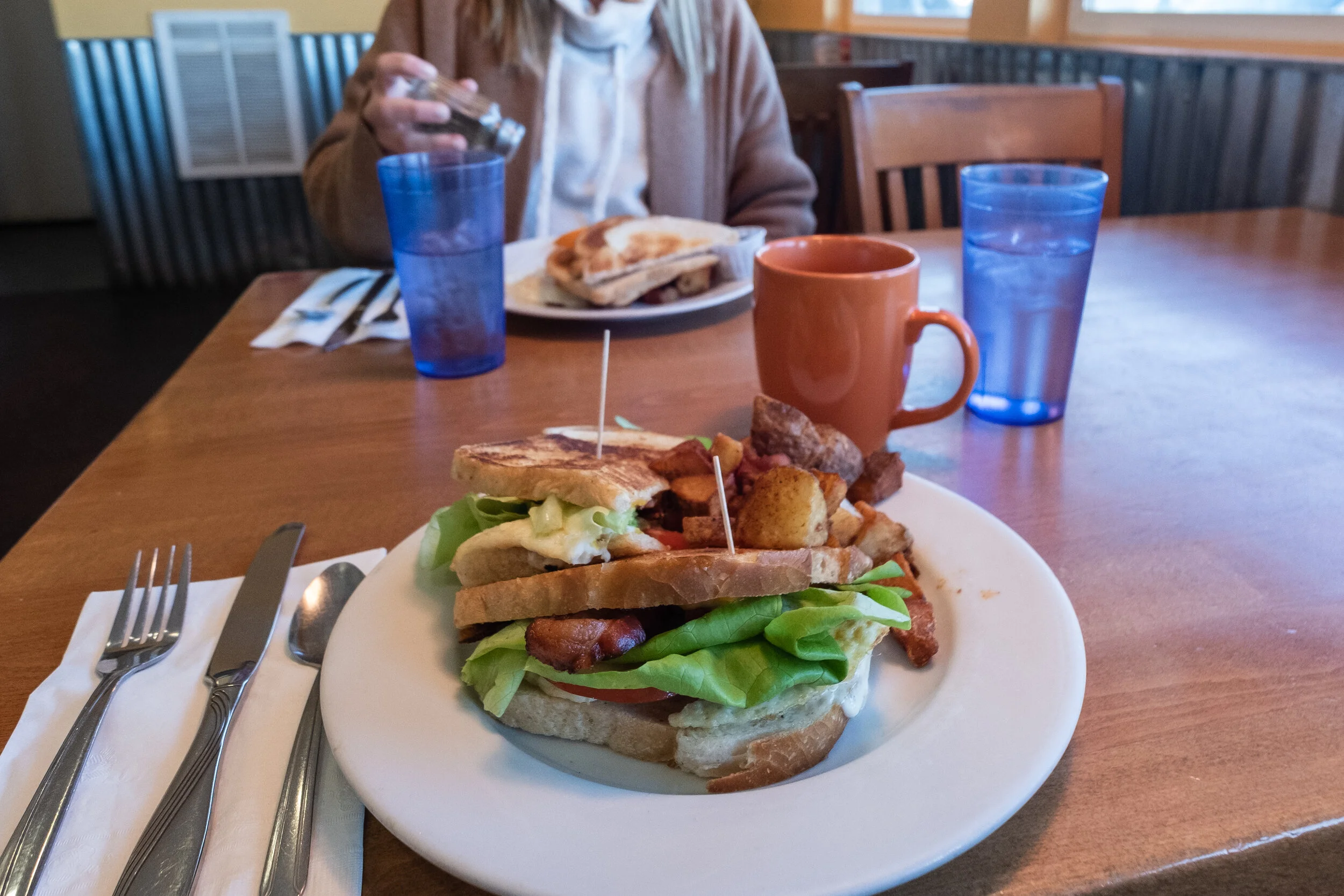 WHERE TO EAT (AND DRINK) IN MORRO BAY IN 2020 — Traveling Newlyweds