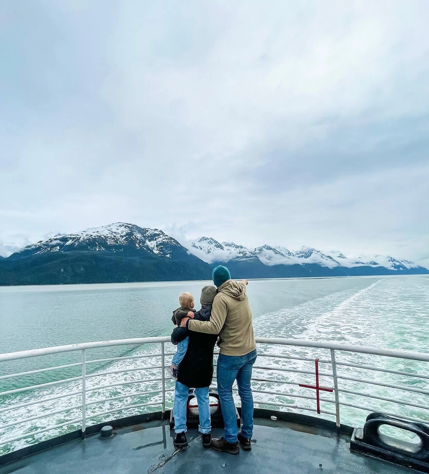 The trip of a lifetime 💙 Photo (and video) dump from our week in @travelalaska. We&rsquo;ve been home for about 48 hours now, and are still struggling to find the words to describe how special this trip was. From ferry rides from @traveljuneauak on 