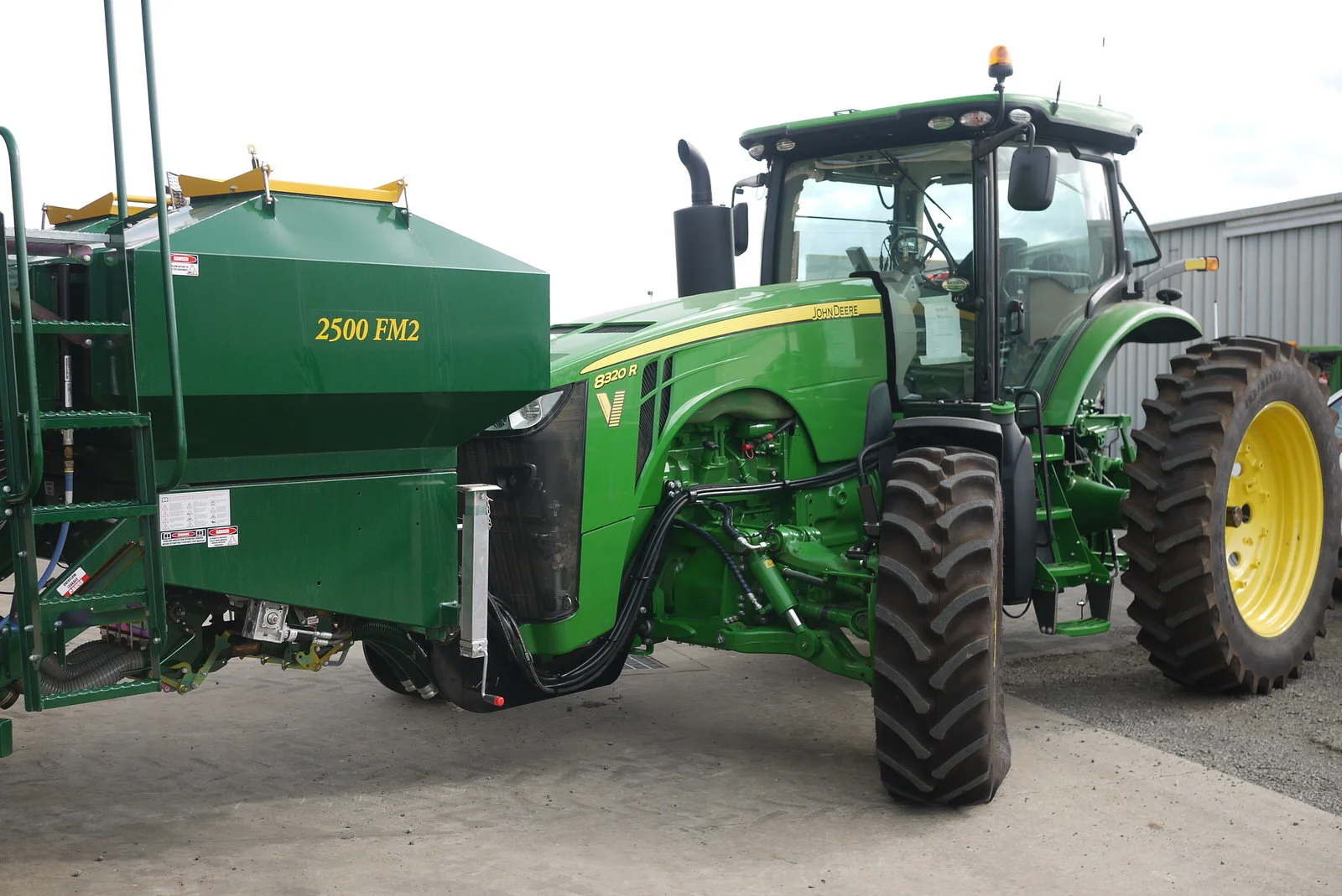 John Deere 8320r with 3m Widetract kit 