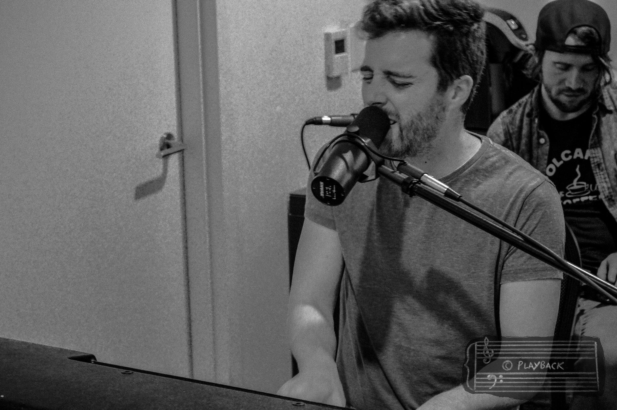 -SESSION-