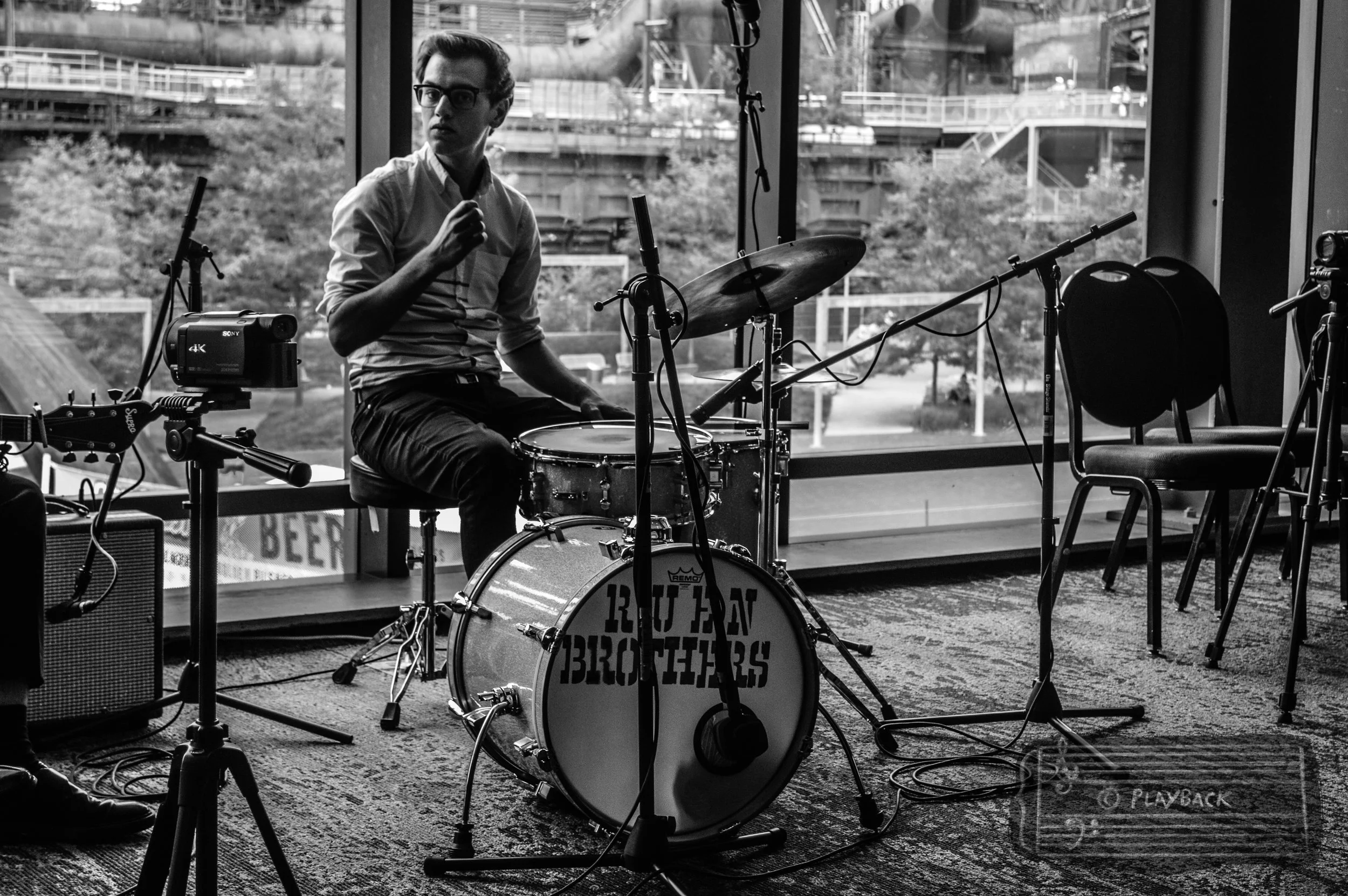-SESSION-