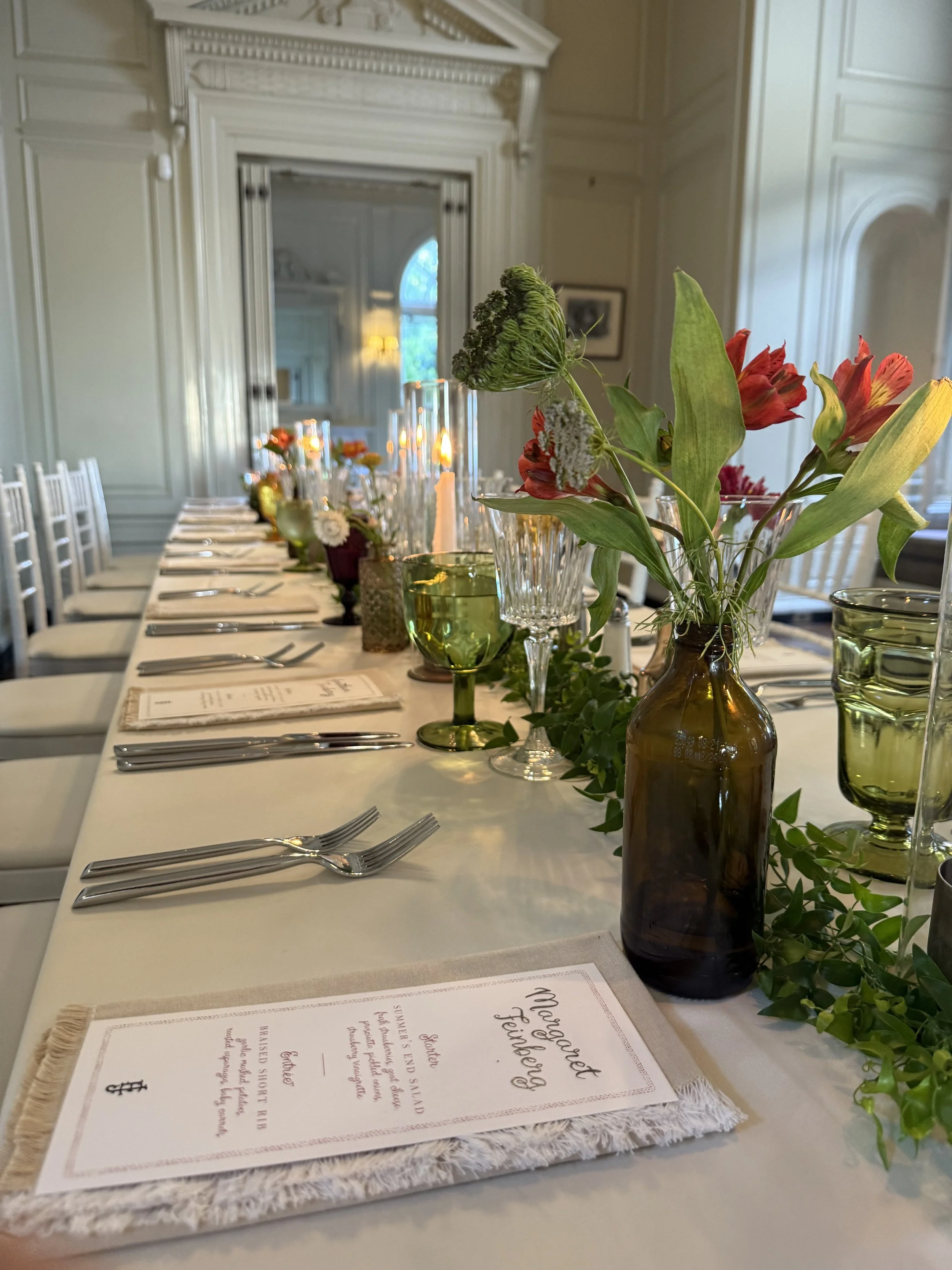 Elegant Garden-Style Wedding Tablescape Ideas