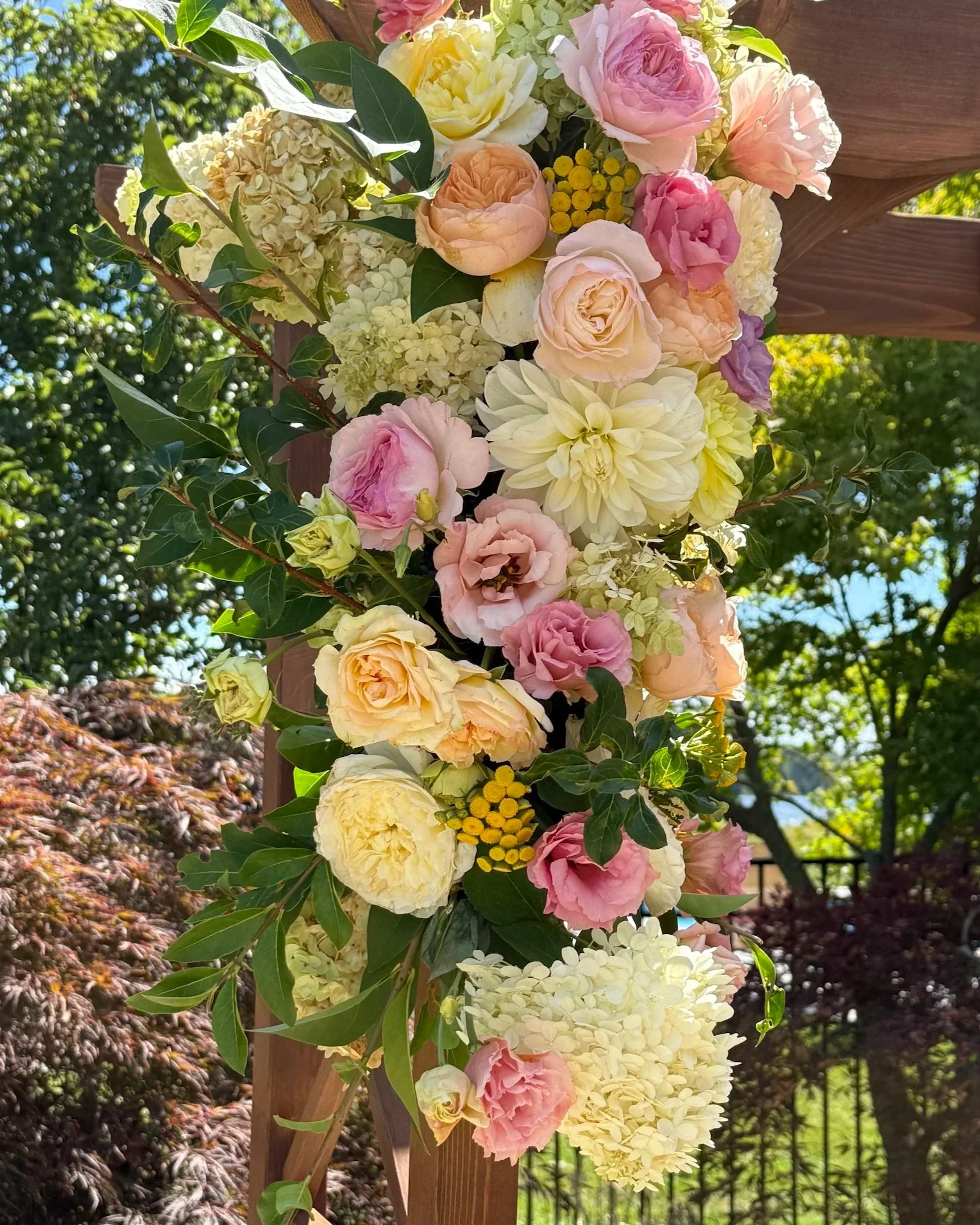 Stunning foam and plastic free eco-conscious arch swag