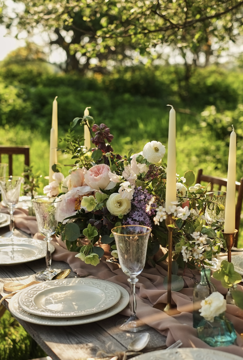 Outdoor wedding reception
