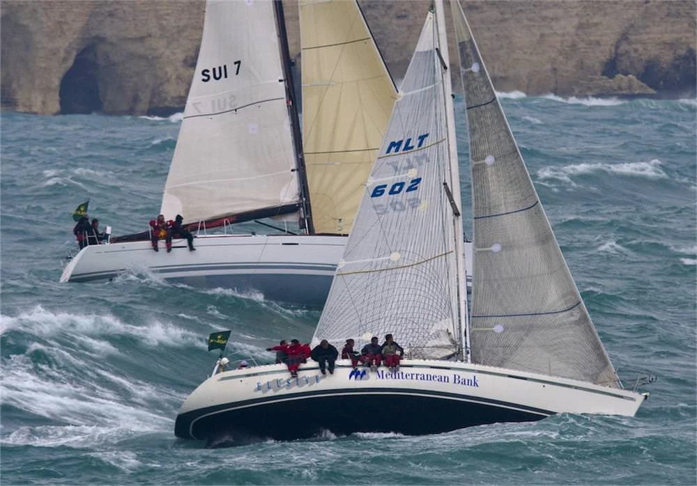 UK Sailmakers Action Shots 1712ElusiveBen45f5.jpg