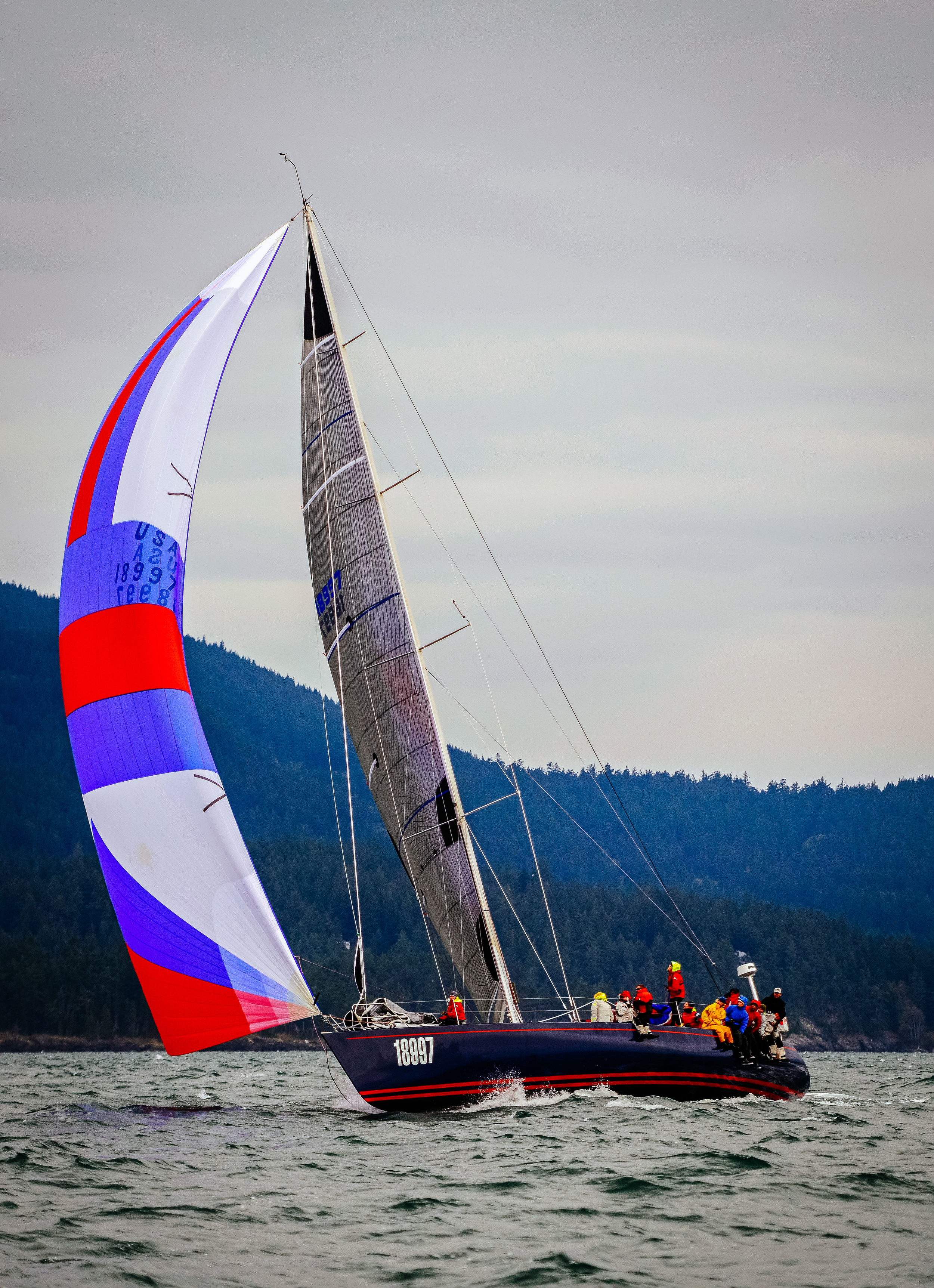 The Santa Cruz 70 WESTERLY sailing with her A4.