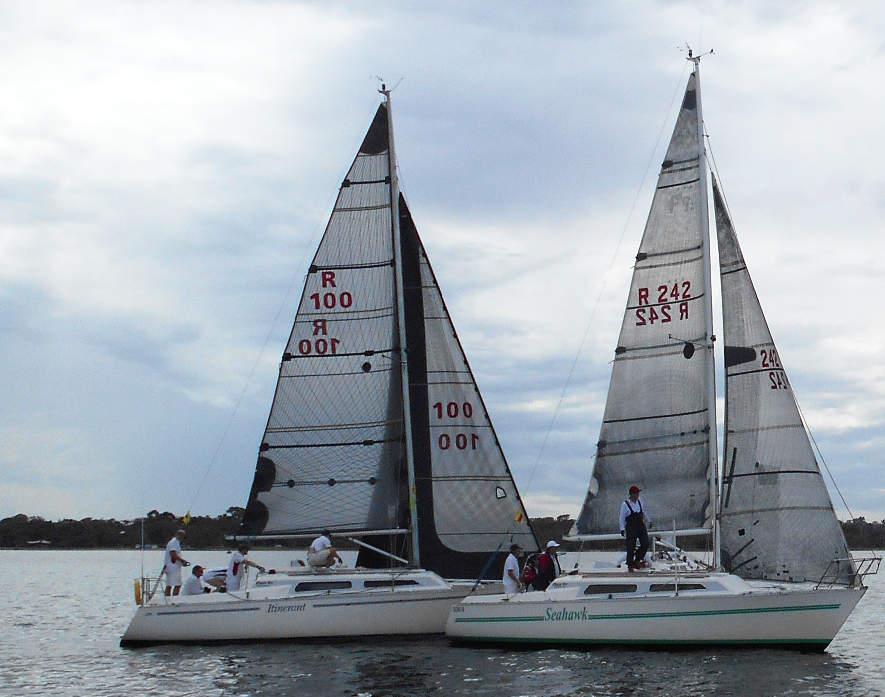 Mark Hansen's ITINERANT sailing with second place finisher SEAHAWK.