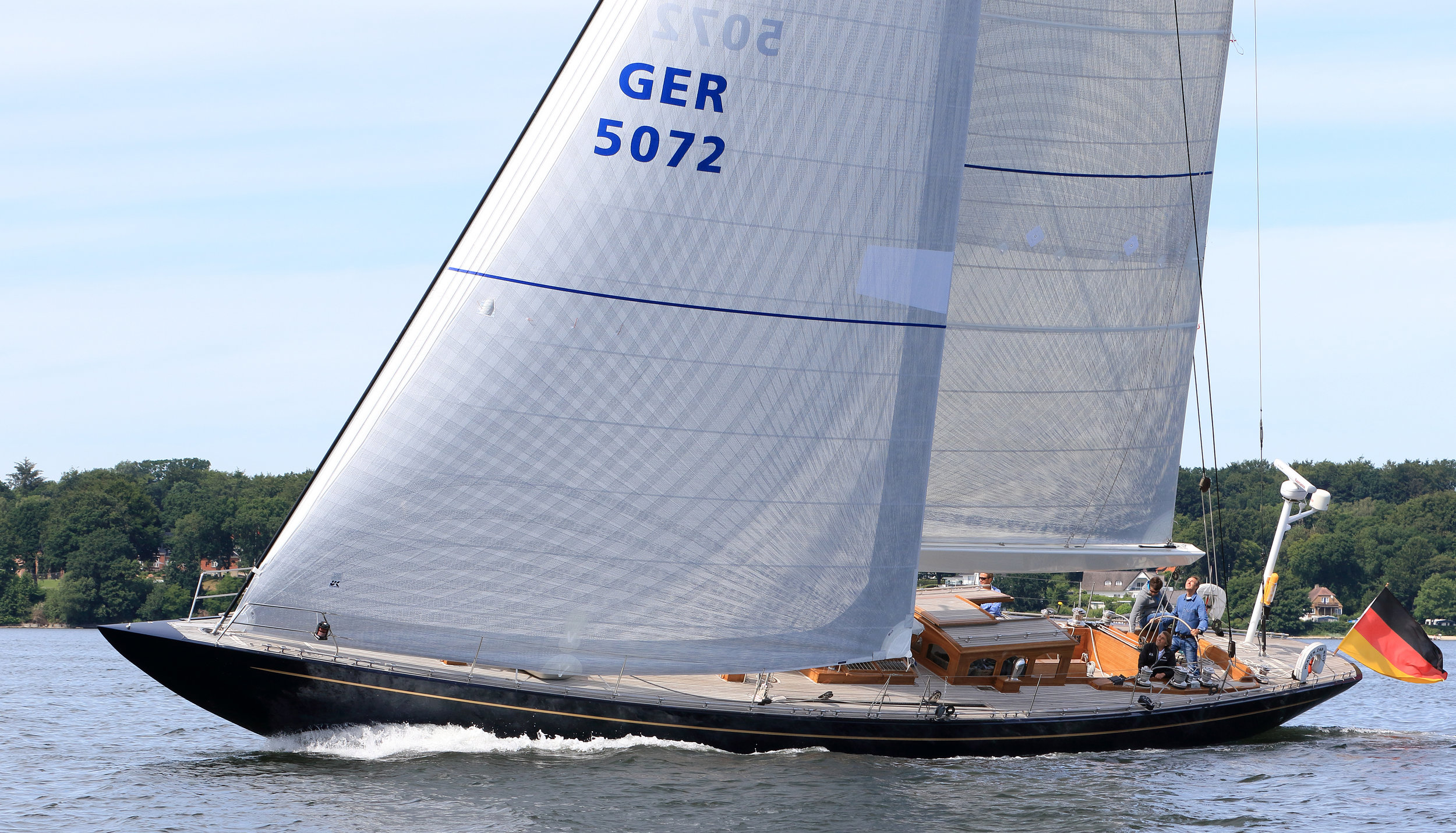 A 72-foot small-scale J Class yacht with X-Drive double taffeta roller/furling genoa and boom-furling main.